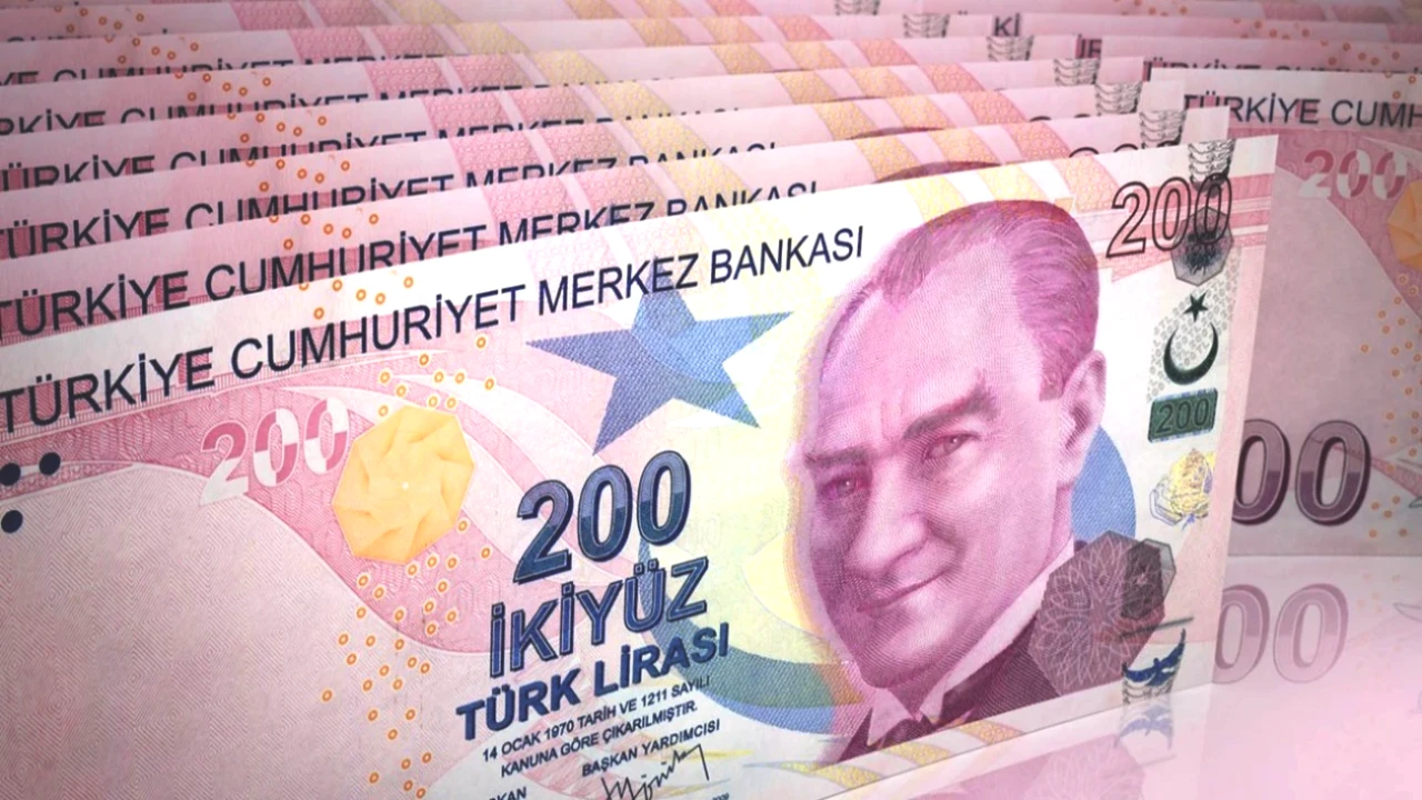 Mevduat Faizlerinde Tarihi Değişim! Yatırımcılar Düşük Faizden Önce Harekete Geçiyor